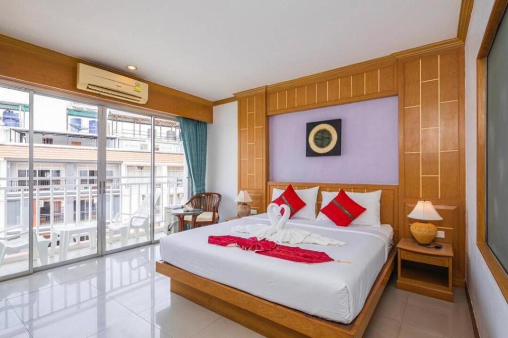 Azure Phuket Hotel Patong Eksteriør bilde