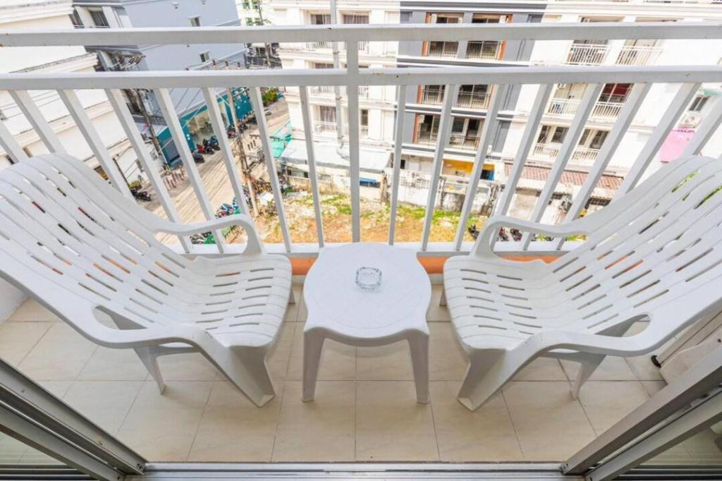 Azure Phuket Hotel Patong Eksteriør bilde