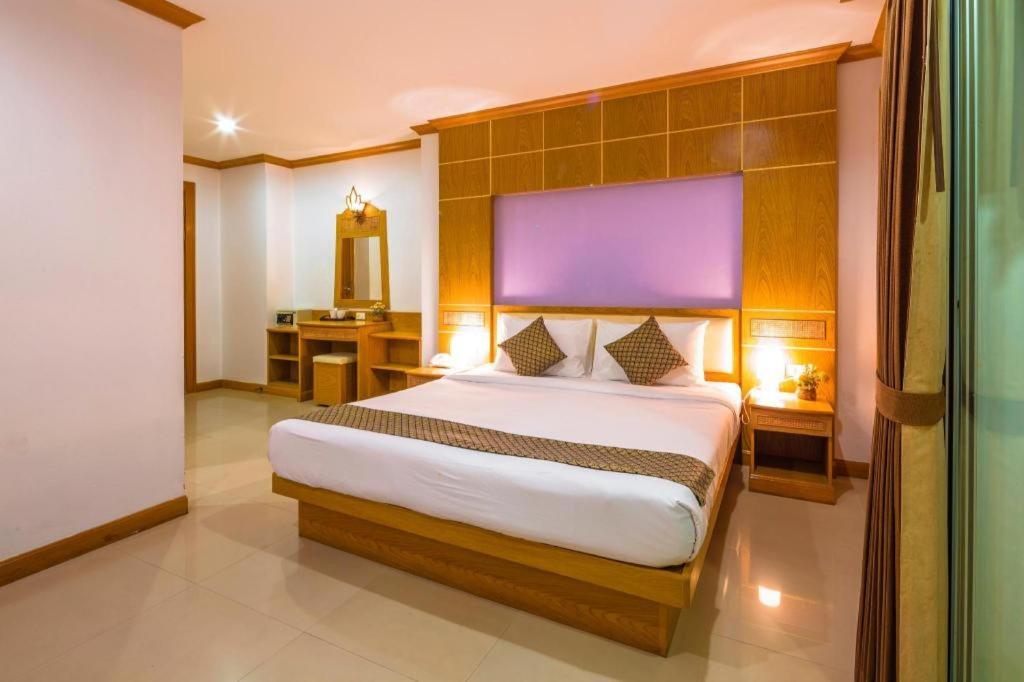 Azure Phuket Hotel Patong Eksteriør bilde