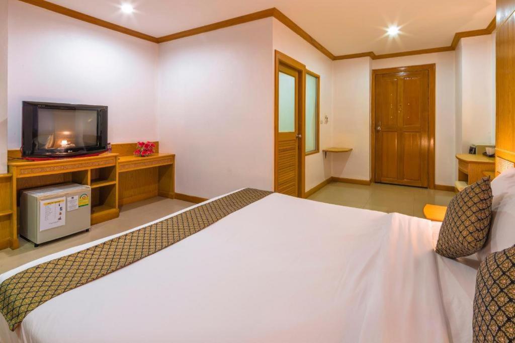Azure Phuket Hotel Patong Eksteriør bilde