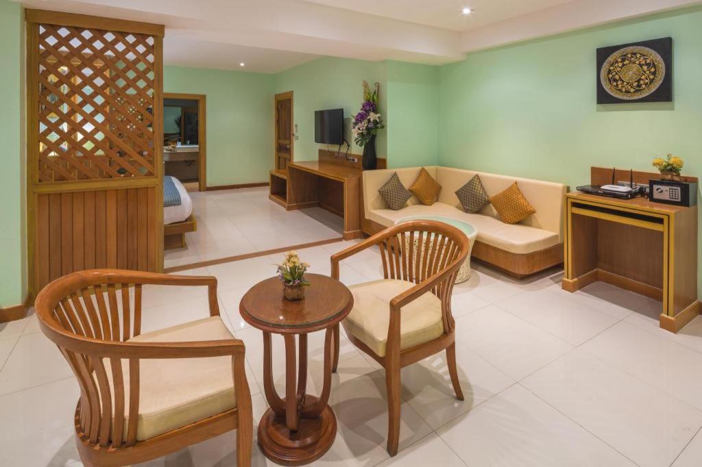 Azure Phuket Hotel Patong Eksteriør bilde